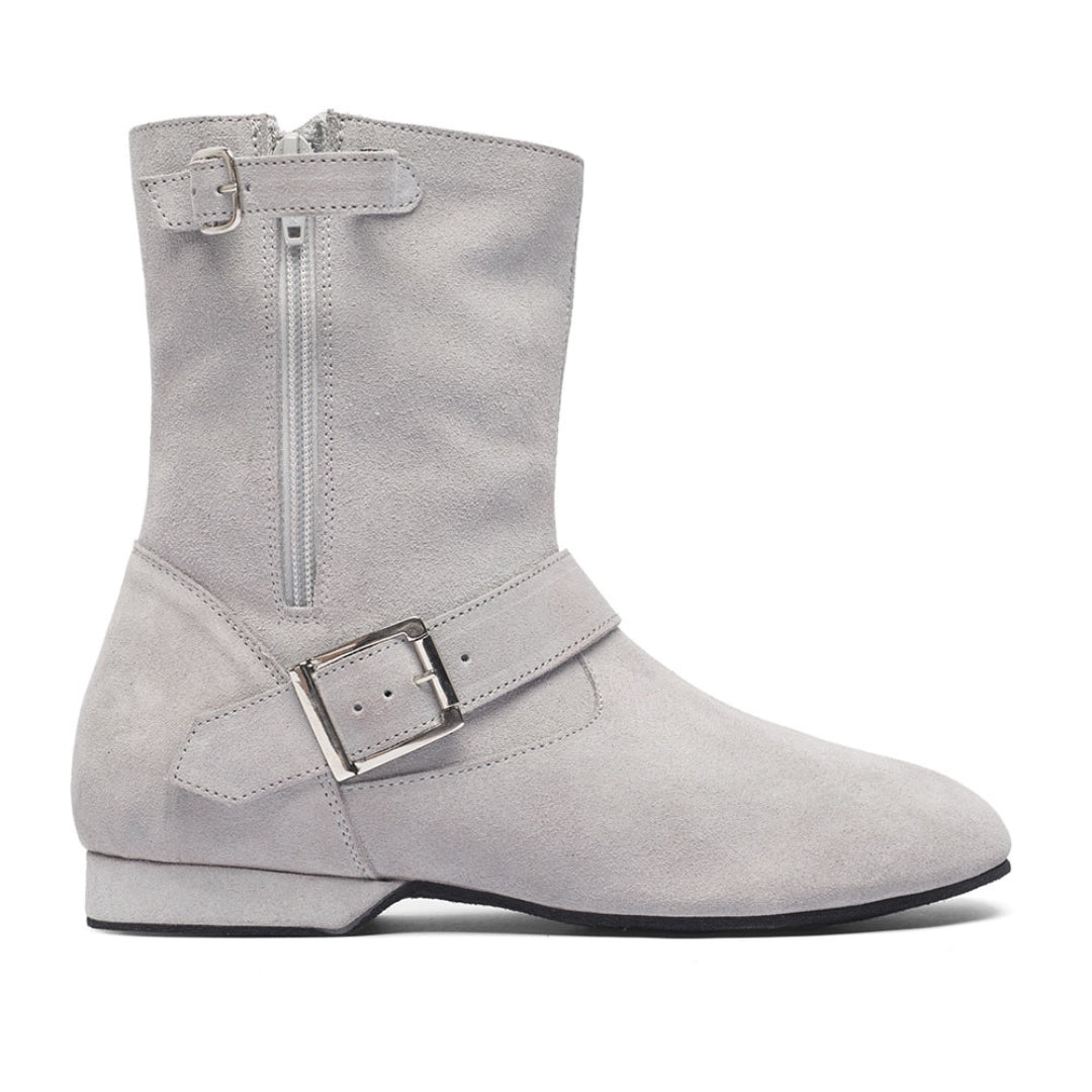 Rumpf 8855 Stiefeletten aus grauem Wildleder: silberne Schnallen, seitlicher Reißverschluss, flache Sohle – ideal zum West Coast Swing-Tanzen.